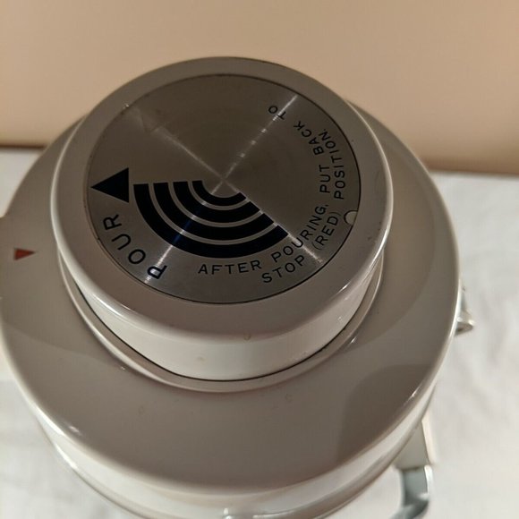 Vintage MCM The Peacock Vacuum Bottle Co Ltd Portable Air Pot Drink Dispenser - Picture 11 of 16